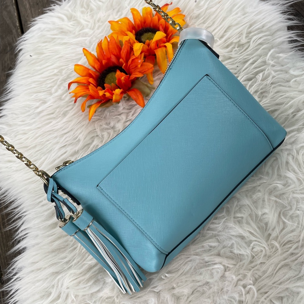 NWT GORGEOUS COLOR crossbody bag with Tassel - Picture 5 of 7